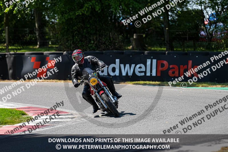 cadwell park;cadwell park photographs;cadwell trackday photographs;enduro digital images;event digital images;eventdigitalimages;peter wileman photography;racing digital images;trackday digital images;trackday photos